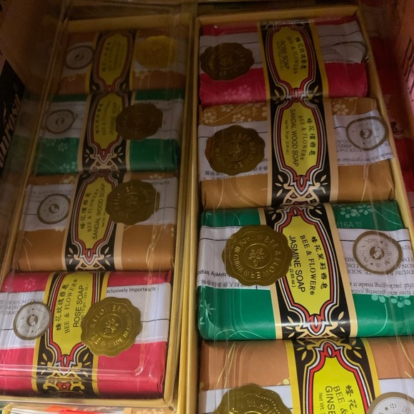 Other - Bee & Flower Soap 4 bars of 2.65oz